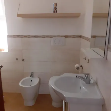 Apartment Gallipoli, Lido San Giovanni Via Savonarola , Trilocale *